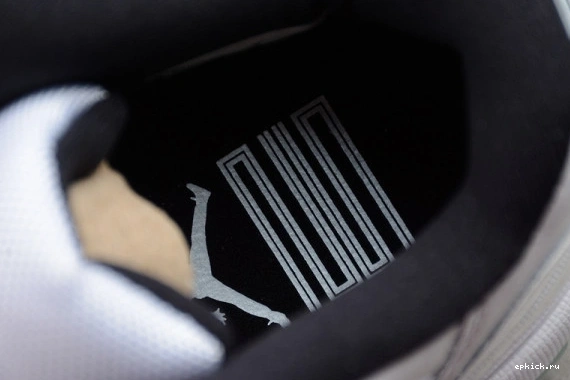 Rep EP 11 AV2187-117 AV2187-117 Retro Legend Blue Jordan Low Air 0504